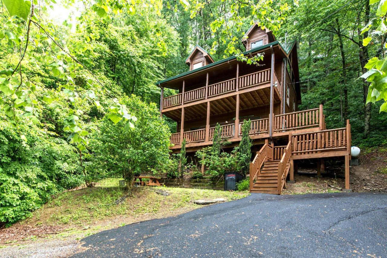 Cabin Of Dreams, 3 Bedroom Water View, Wifi, Hot Tub, Pool Table, Sleep 8 Sevierville Kültér fotó
